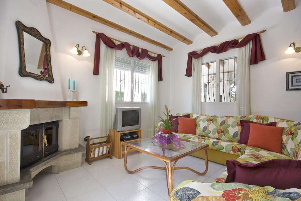 Villa Monarch Apartments