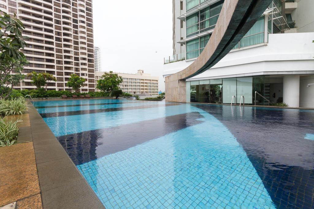 Monarch Apartments Villa *